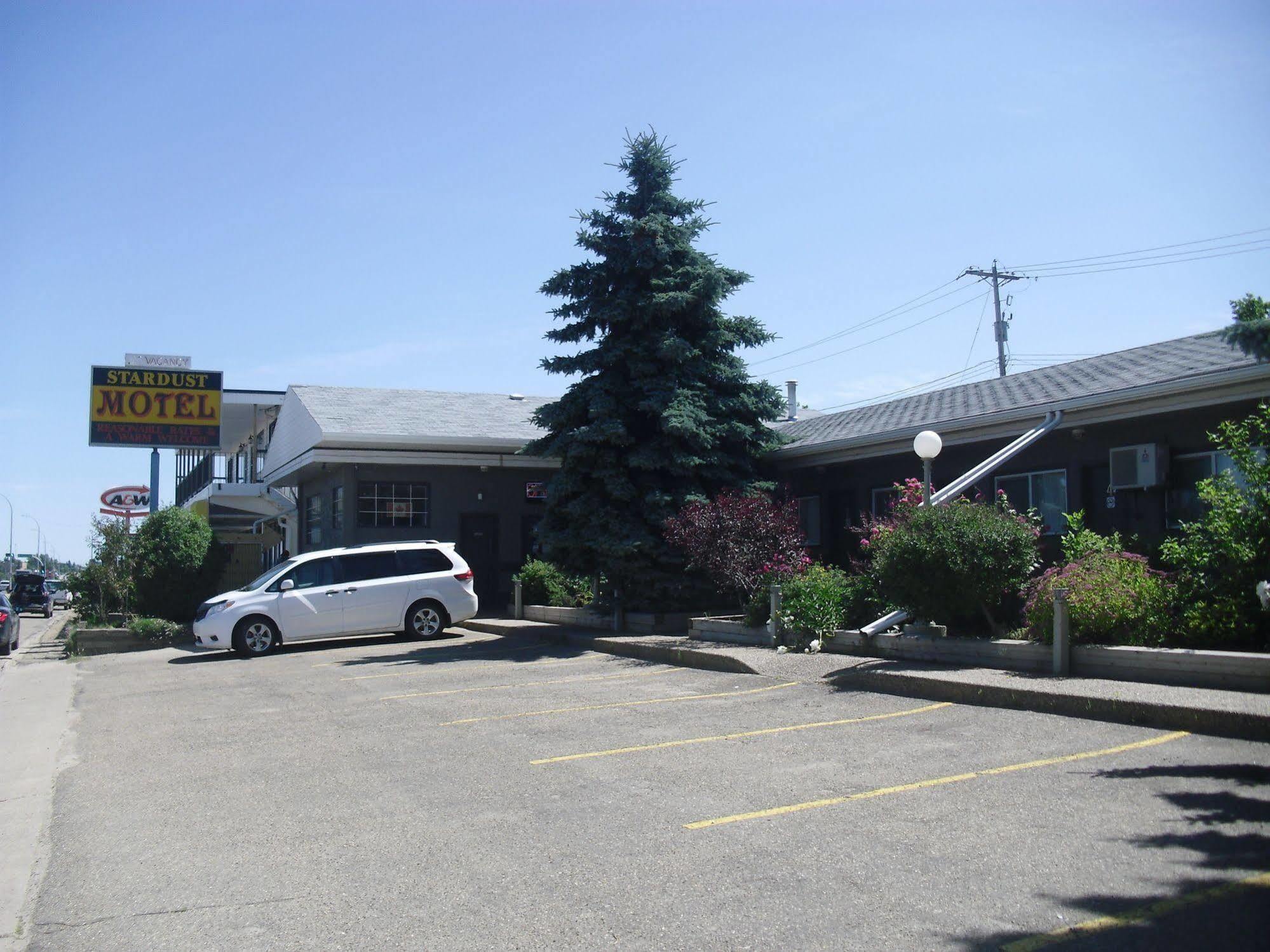 Stardust Motel Camrose Exterior photo